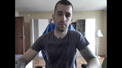 Snapshot of blue_eyed_wolf chatting on 02-27-25, 09:22 Runaway online show from 02-27-25, 09:22