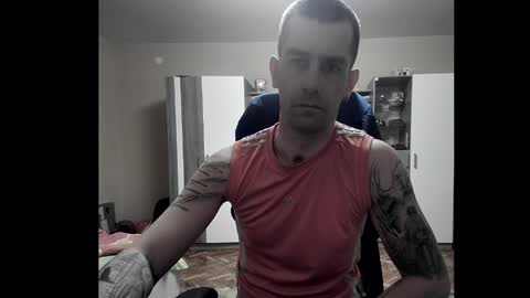 Runaway online show from 06-03-26, 06:46