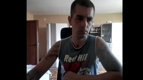 Runaway online show from 07-19-26, 12:31