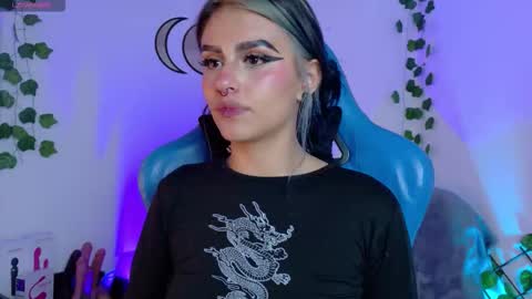 blue_kittenn online show from 09-18-25, 05:53