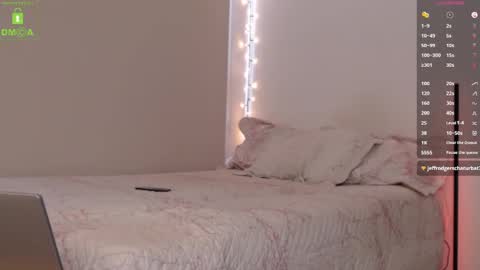 Blue online show from 10-03-25, 02:47