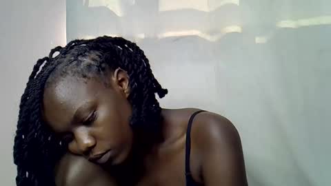 blue_savagee online show from 11-05-25, 07:41