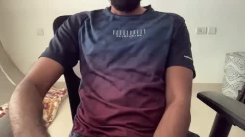 blue_streak3290 online show from 02-18-25, 09:54