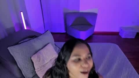 Snapshot of blue_stylee chatting on 05-29-26, 03:48 Eli online show from 05-29-26, 03:48