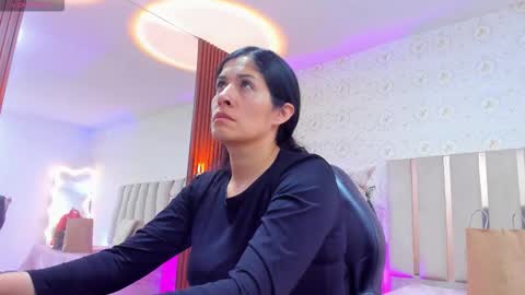 blue_tay1 online show from 09-10-25, 12:05