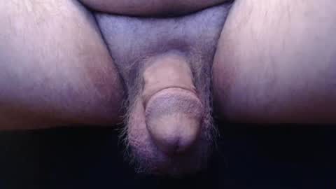 Snapshot of bluebee420 chatting on 03-13-26, 09:27 bluebee420 online show from 03-13-26, 09:27