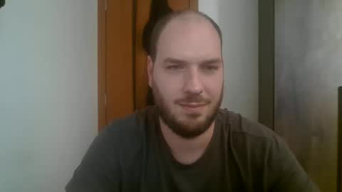 Snapshot of bluec2c chatting on 12-27-24, 05:16 Blue online show from 12-27-24, 05:16