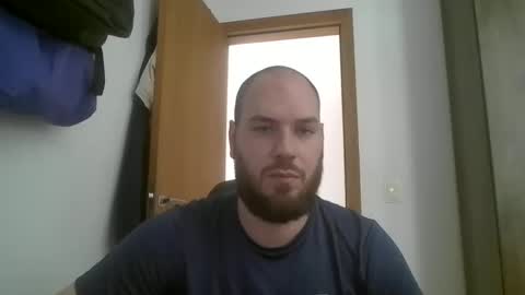 Snapshot of bluec2c chatting on 03-06-25, 06:05 Blue online show from 03-06-25, 06:05