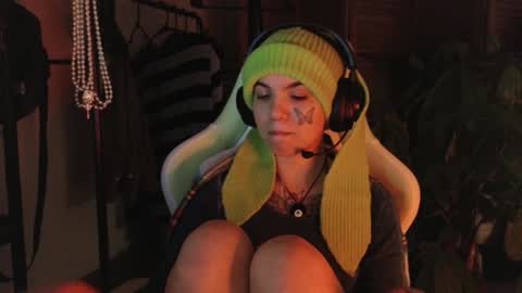 Blue online show from 01-31-25, 02:15