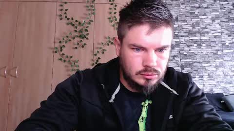 Snapshot of blueeyeboy0 chatting on 06-01-26, 08:05 blueeyeboy0 online show from 06-01-26, 08:05