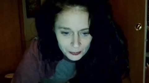 Snapshot of blueeyedlie chatting on 02-04-25, 11:59 Blueeyedlie online show from 02-04-25, 11:59