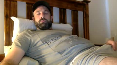 Snapshot of blueeyes705 chatting on 01-01-25, 10:11 blueeyes705 online show from 01-01-25, 10:11