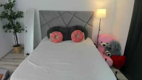 blueeyeslexxxy online show from 04-02-26, 07:17