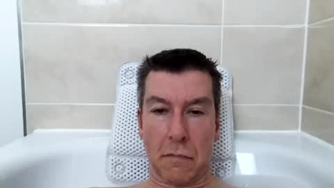 Snapshot of blueeyesteele chatting on 07-17-26, 04:23 blueeyesteele online show from 07-17-26, 04:23