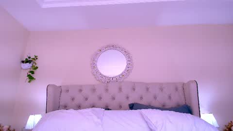 Snapshot of blueflora chatting on 07-07-26, 04:22 FLORAA online show from 07-07-26, 04:22