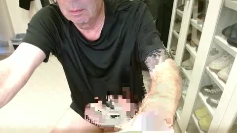 blueisles online show from 02-20-25, 02:40