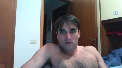 Snapshot of bluejoee chatting on 10-20-25, 05:02 bluejoee online show from 10-20-25, 05:02