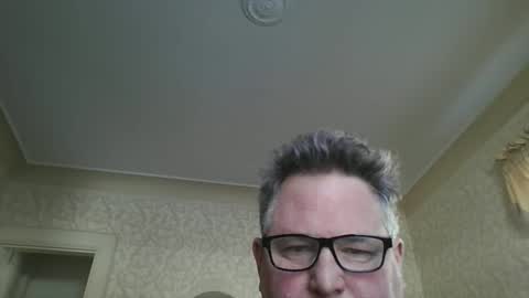 Snapshot of bluemoose70 chatting on 02-08-26, 07:17 bluemoose70 online show from 02-08-26, 07:17