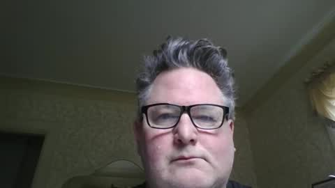 Snapshot of bluemoose70 chatting on 05-29-26, 05:11 bluemoose70 online show from 05-29-26, 05:11