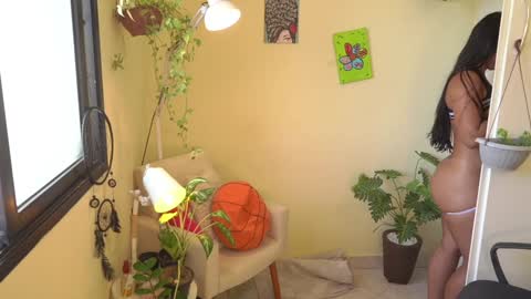 FLORAA online show from 01-17-25, 12:21