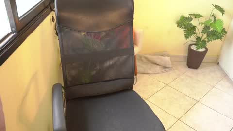 FLORAA online show from 01-18-25, 03:05