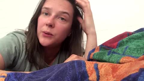 Stacey online show from 11-12-25, 05:08