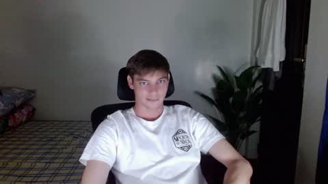 blueeyedboyisasia online show from 07-24-26, 02:37