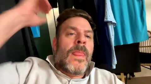 Snapshot of blueylouie8383 chatting on 12-31-24, 02:40 Blueyloey online show from 12-31-24, 02:40