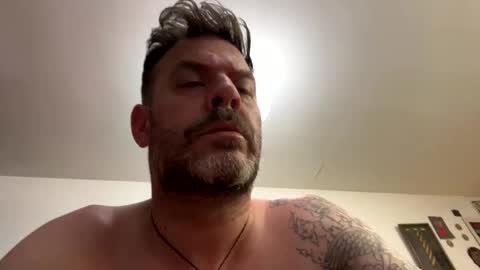 Snapshot of blueylouie8383 chatting on 02-24-25, 01:24 Blueyloey online show from 02-24-25, 01:24