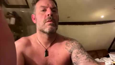 Snapshot of blueylouie8383 chatting on 10-07-25, 01:25 Blueyloey online show from 10-07-25, 01:25