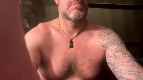 Snapshot of blueylouie8383 chatting on 11-27-25, 04:14 Blueyloey online show from 11-27-25, 04:14