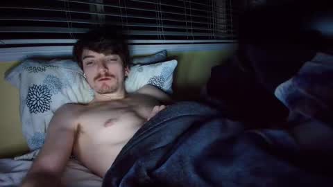 Snapshot of bluezed4 chatting on 01-06-26, 10:30 blue online show from 01-06-26, 10:30