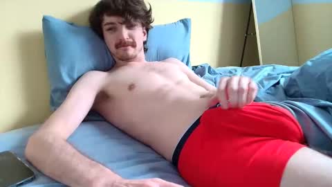 Snapshot of bluezed4 chatting on 03-10-26, 04:01 blue online show from 03-10-26, 04:01