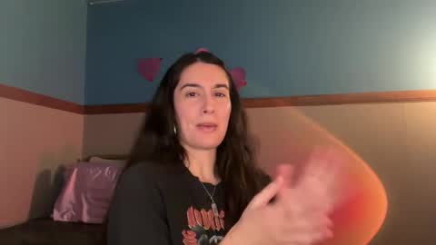 Snapshot of bluntbabe chatting on 02-13-25, 12:24 Sasha online show from 02-13-25, 12:24