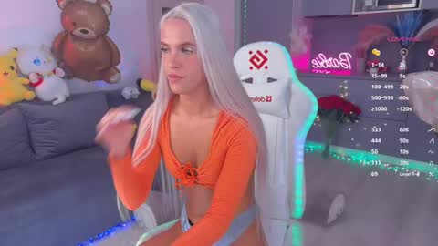 Mikki chan online show from 02-21-25, 09:13