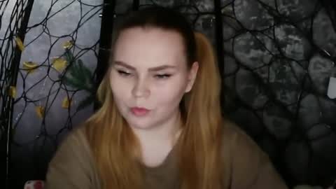 blushing_star online show from 04-21-26, 03:50