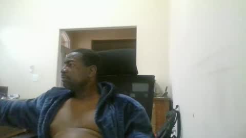 bluuthunder1914 online show from 12-05-25, 05:53