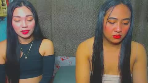 Snapshot of blythe_show chatting on 11-17-25, 11:49 blythe_show online show from 11-17-25, 11:49