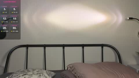 Snapshot of blytheaven chatting on 12-16-24, 11:18 Erica online show from 12-16-24, 11:18