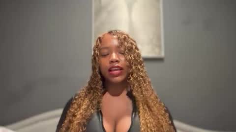       online show from 10-22-25, 09:25