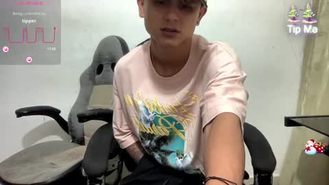 Snapshot of bob_pettersonn chatting on 12-08-24, 12:18 Bob  INDEPENDENT MODEL online show from 12-08-24, 12:18