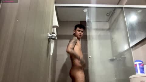 Snapshot of bob_pettersonn chatting on 12-15-24, 10:04 Bob  INDEPENDENT MODEL online show from 12-15-24, 10:04