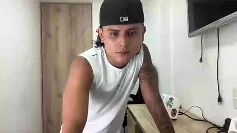 Snapshot of bob_pettersonn chatting on 10-12-25, 03:16 Bob  INDEPENDENT MODEL online show from 10-12-25, 03:16