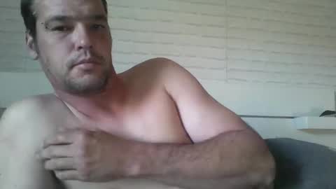 Snapshot of bobas19 chatting on 10-06-25, 12:57 big36 online show from 10-06-25, 12:57