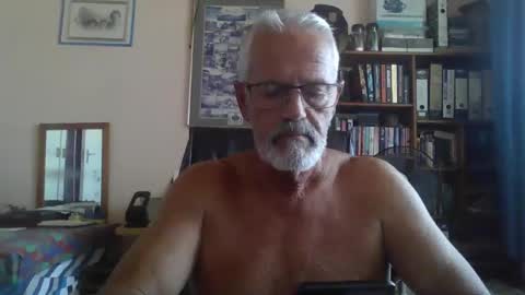 Bobbgud online show from 04-15-26, 12:01