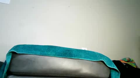 Snapshot of bobbiebone chatting on 01-11-25, 03:31 bobbiebone and company online show from 01-11-25, 03:31