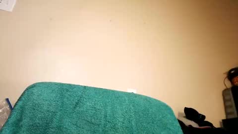 Snapshot of bobbiebone chatting on 01-17-25, 11:07 bobbiebone and company online show from 01-17-25, 11:07