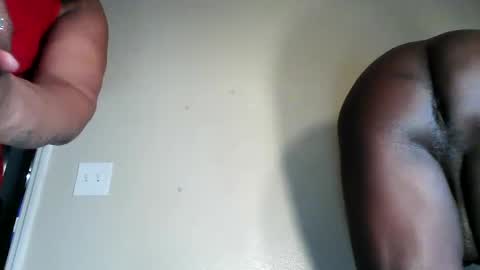 Snapshot of bobbiebone chatting on 02-15-25, 12:54 bobbiebone and company online show from 02-15-25, 12:54