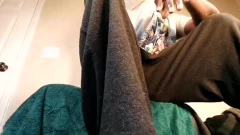 Snapshot of bobbiebone chatting on 03-05-25, 10:33 bobbiebone and company online show from 03-05-25, 10:33