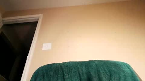 Snapshot of bobbiebone chatting on 03-06-25, 03:57 bobbiebone and company online show from 03-06-25, 03:57